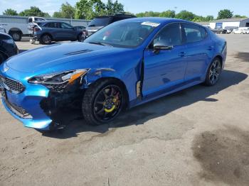  Salvage Kia Stinger