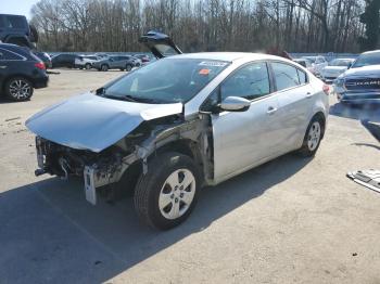  Salvage Kia Forte