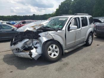  Salvage Nissan Pathfinder