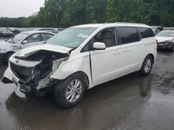  Salvage Kia Sedona