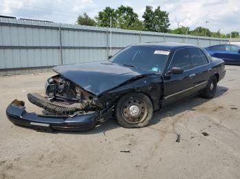  Salvage Ford Crown Vic