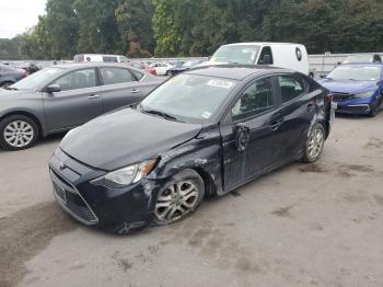  Salvage Toyota Yaris