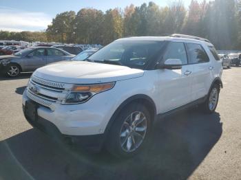  Salvage Ford Explorer