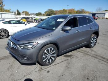  Salvage Mercedes-Benz GLA