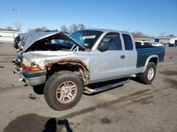  Salvage Dodge Dakota