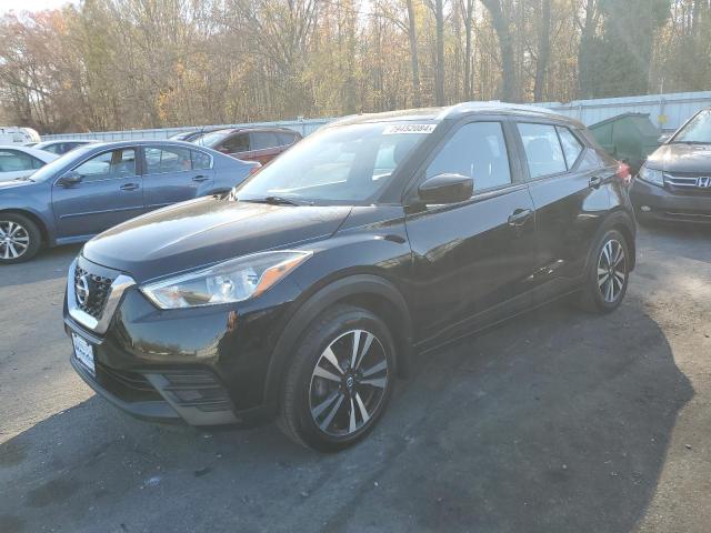  Salvage Nissan Kicks