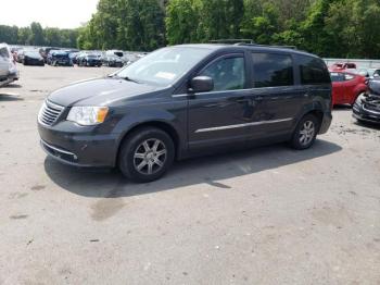  Salvage Chrysler Minivan