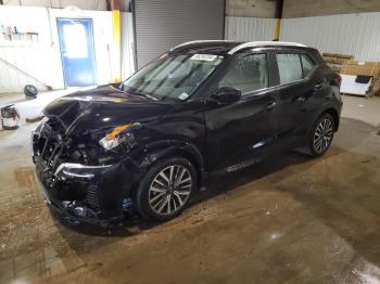  Salvage Nissan Kicks