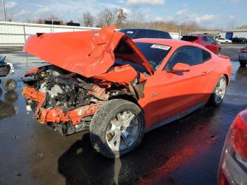  Salvage Ford Mustang