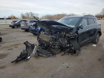  Salvage Kia Seltos