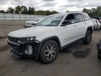  Salvage Jeep Grand Cherokee