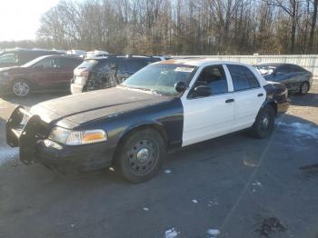  Salvage Ford Crown Vic