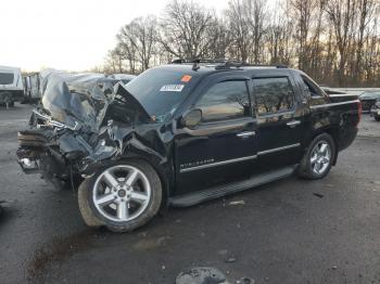  Salvage Chevrolet Avalanche