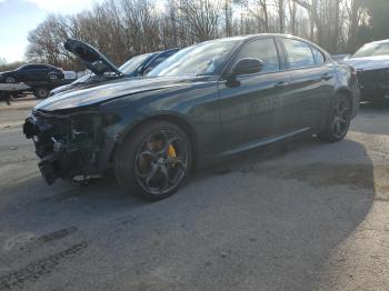  Salvage Alfa Romeo Giulia