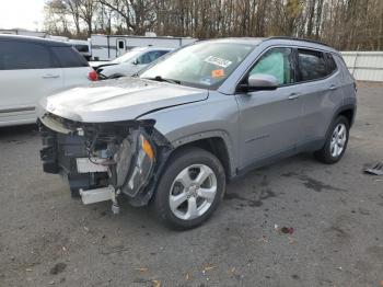  Salvage Jeep Compass