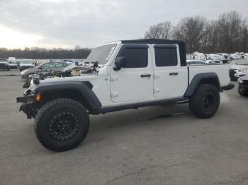  Salvage Jeep Gladiator