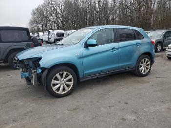  Salvage Mitsubishi Outlander