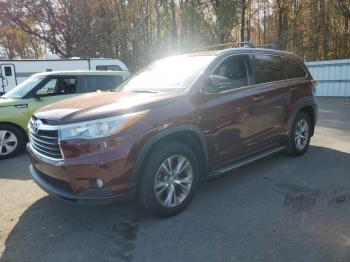  Salvage Toyota Highlander