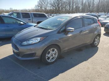  Salvage Ford Fiesta