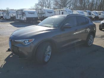  Salvage Alfa Romeo Stelvio