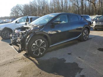  Salvage Kia EV6