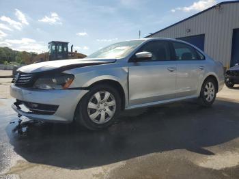  Salvage Volkswagen Passat