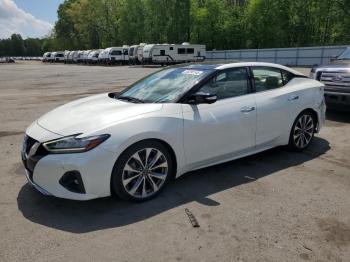  Salvage Nissan Maxima