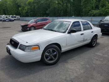  Salvage Ford Crown Vic