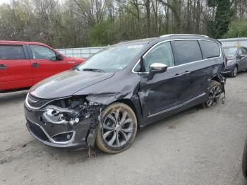  Salvage Chrysler Pacifica