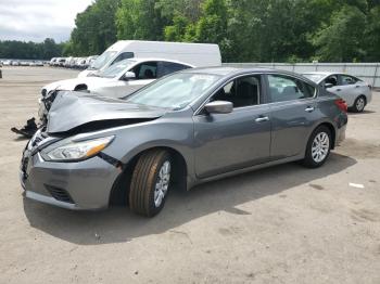  Salvage Nissan Altima