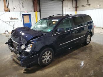  Salvage Chrysler Minivan