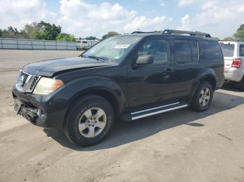  Salvage Nissan Pathfinder