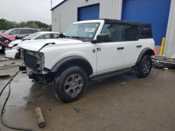  Salvage Ford Bronco