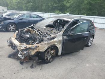  Salvage Volvo V60