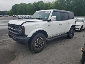  Salvage Ford Bronco