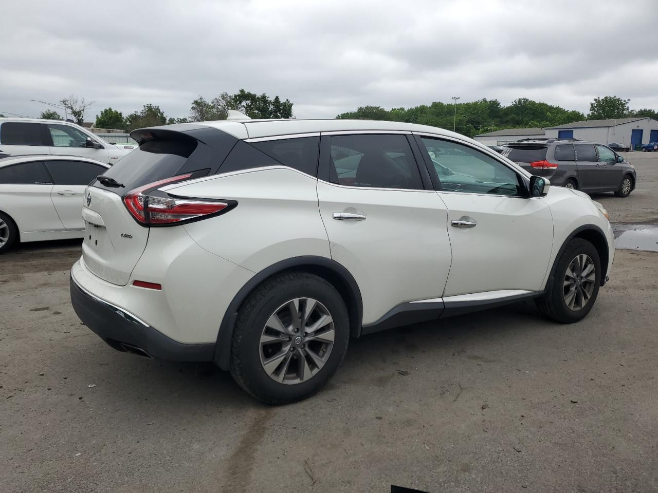 Nissan Murano S Image 9