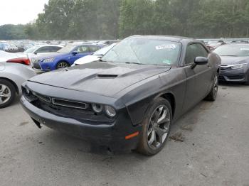  Salvage Dodge Challenger