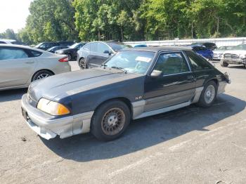  Salvage Ford Mustang