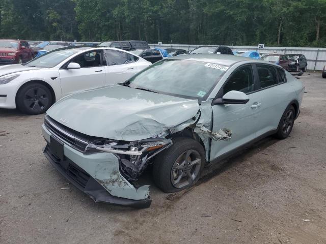  Salvage Kia K4 Lx