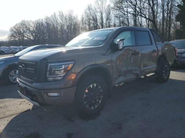  Salvage Nissan Titan