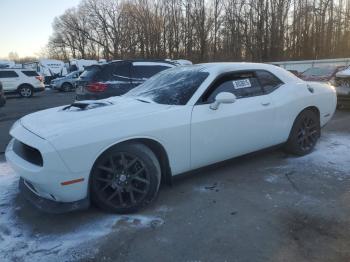  Salvage Dodge Challenger