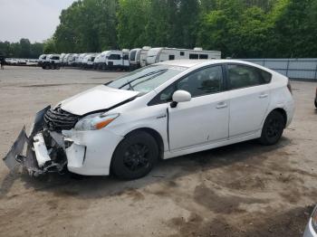  Salvage Toyota Prius