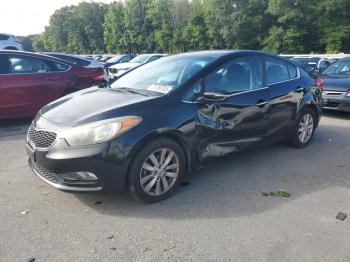  Salvage Kia Forte