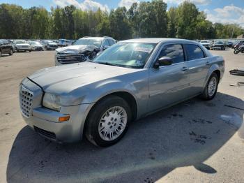  Salvage Chrysler 300