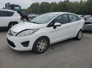  Salvage Ford Fiesta