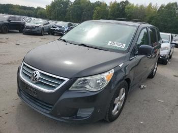  Salvage Volkswagen Routan