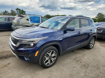  Salvage Kia Seltos