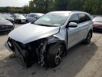  Salvage Kia Sorento