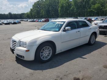  Salvage Chrysler 300