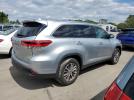 Toyota Highlander Se Image 8